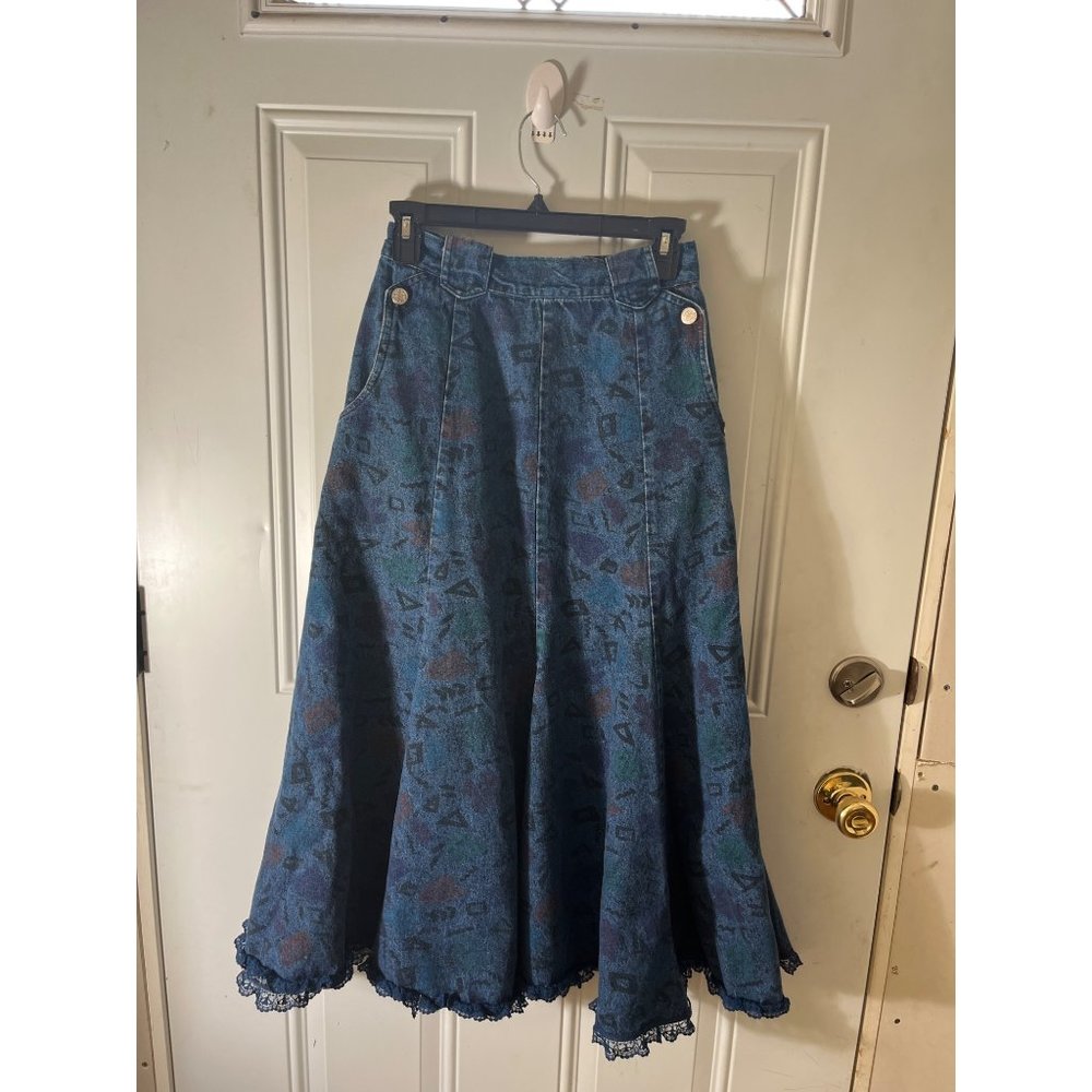 Denim full skirt size 9/10